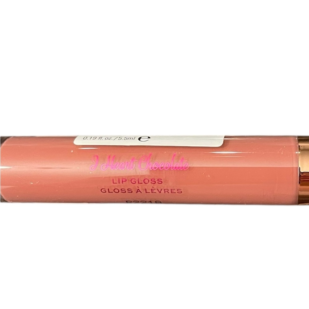 I Heart Revolution .19 Fl. Oz. NEW Chocolate Brownie Lip Gloss Makeup Revolution - Picture 3 of 4